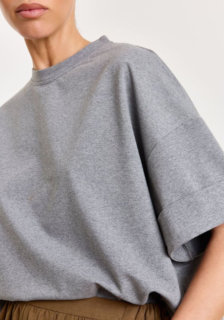  MED GREY