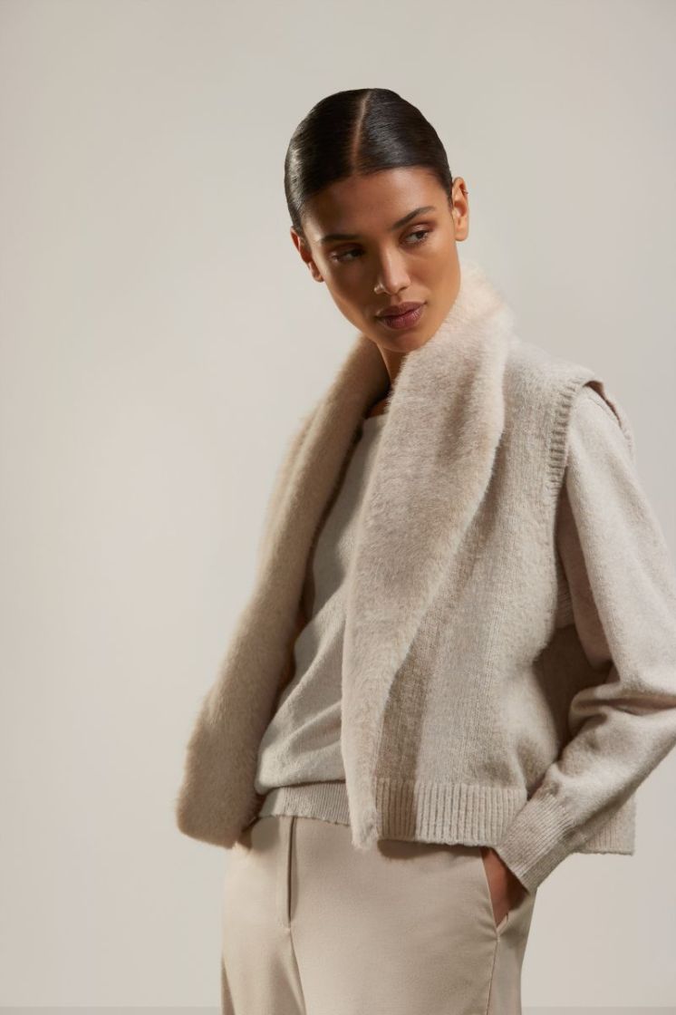 A2422 BEIGE BEIGE BEIGE