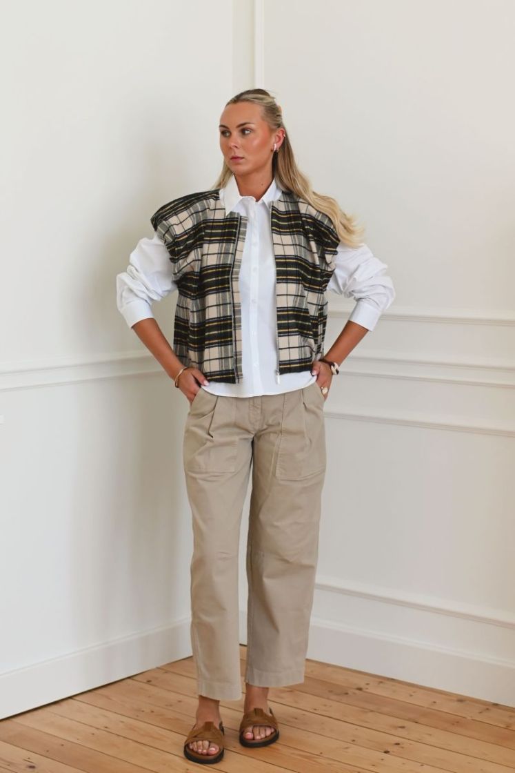  TRAVERTINE