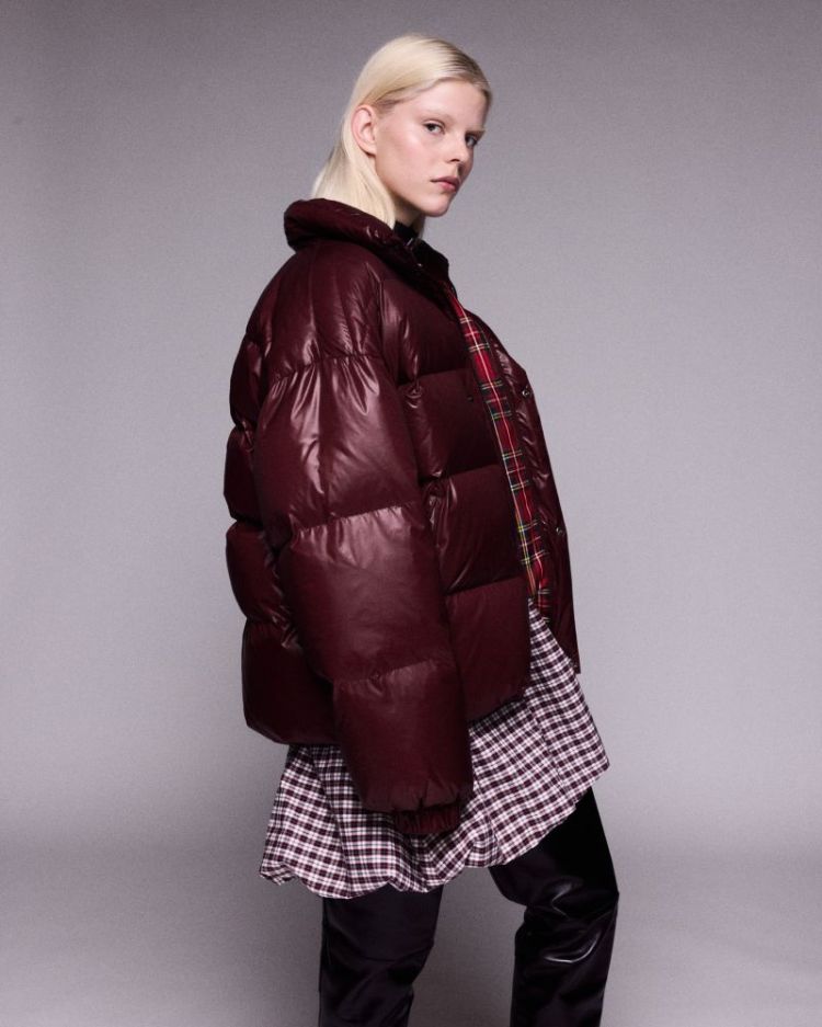  BURGUNDY BURGUN