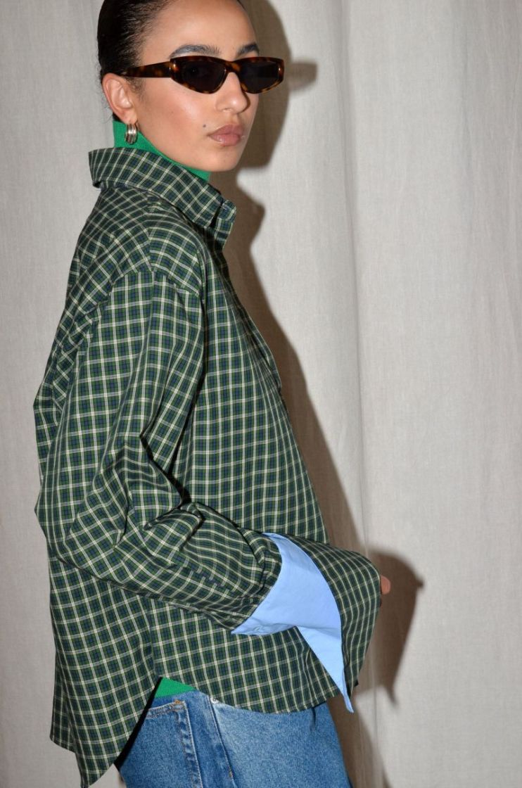  8869 BLUE-GREEN