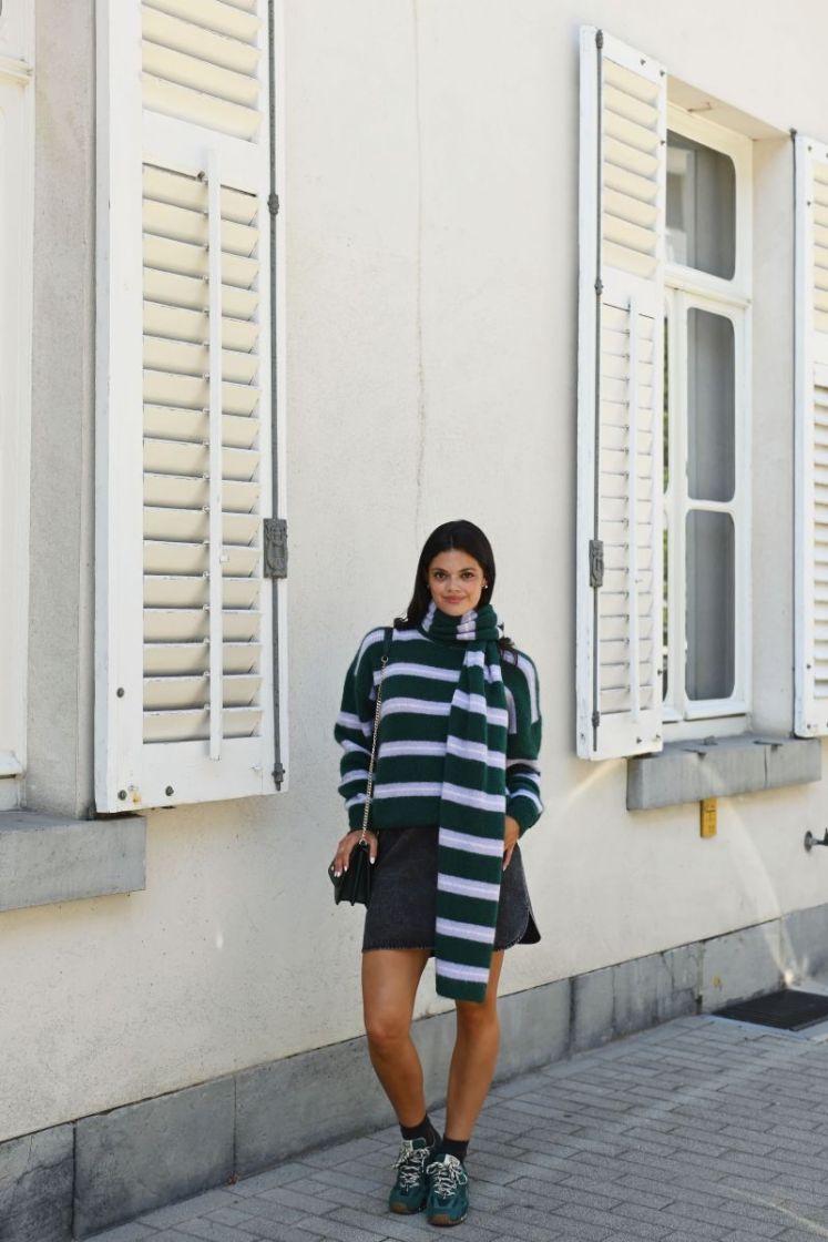  DARK GREEN STRI