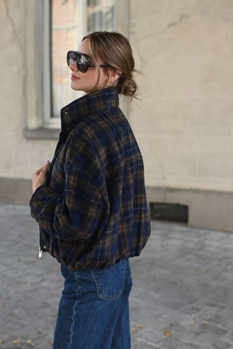  BLEU/MARRON