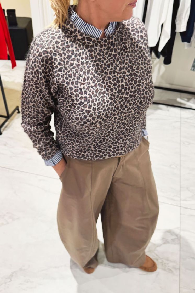 8792 LEOPARD leopard